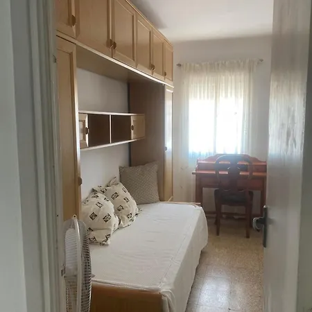 Miralmar, 12-78 Apartment