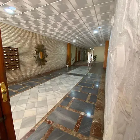 Apartamento Miralmar, 12-78 *